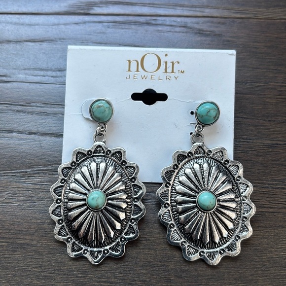 nOir Jewelry post drop earrings, silver tone concho, faux turquoise stones - Picture 2 of 6